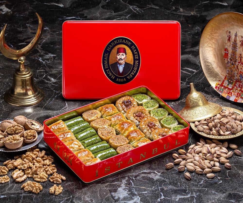 Hafiz Mustafa  Pistachio Walnut Baklava Assortment (Medium Box)