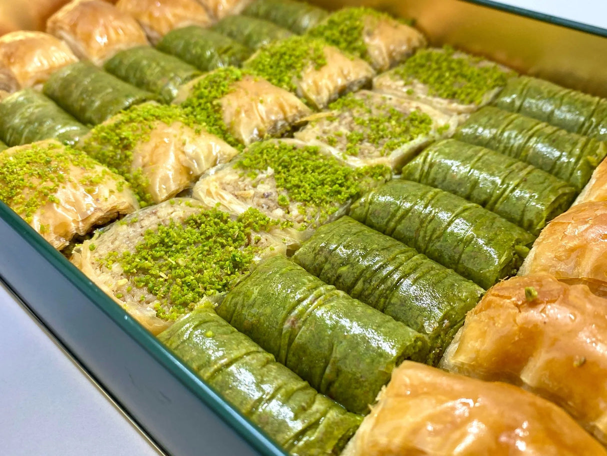 Karakoy Gulluoglu | Turkish Assorted Baklava in Metal Gift Box