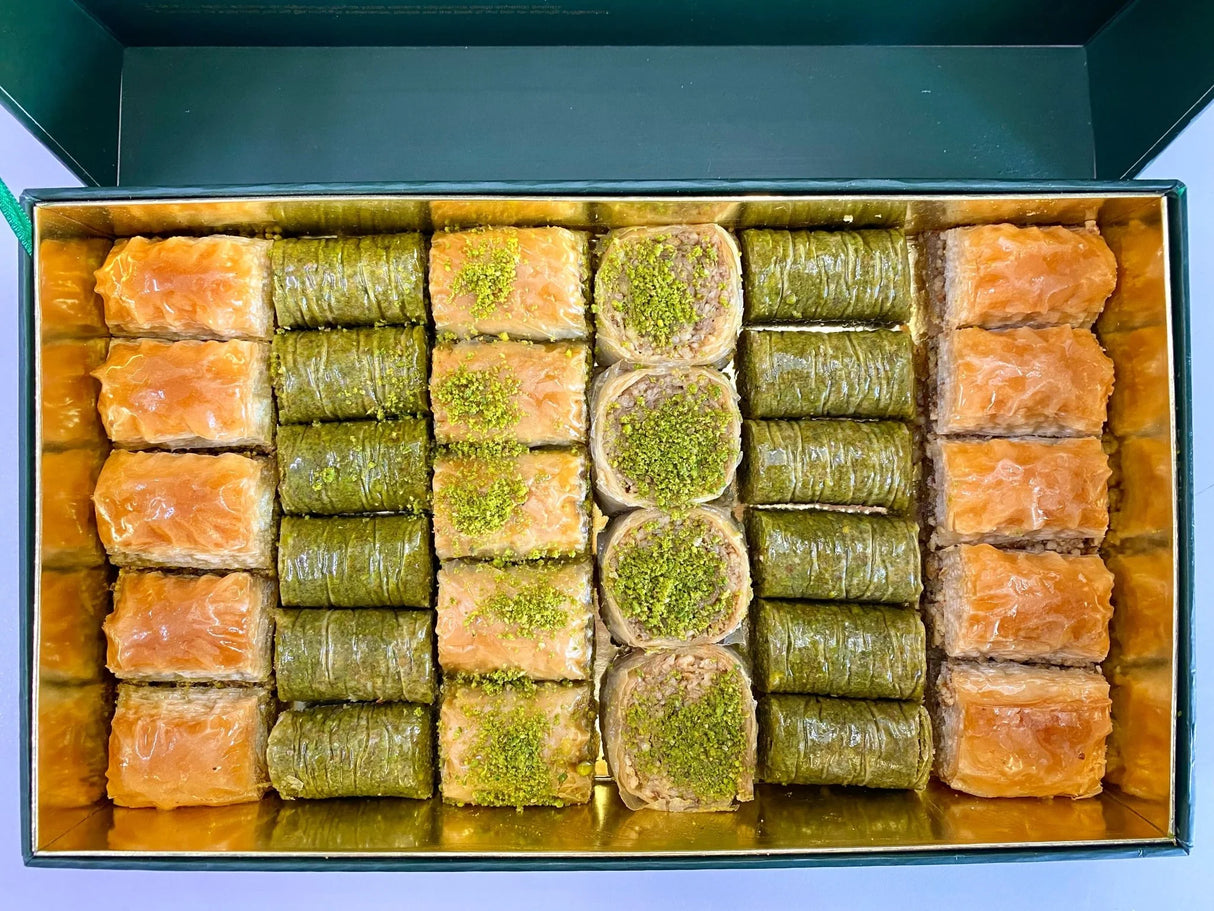Karakoy Gulluoglu | Turkish Assorted Baklava in Special Gift Box