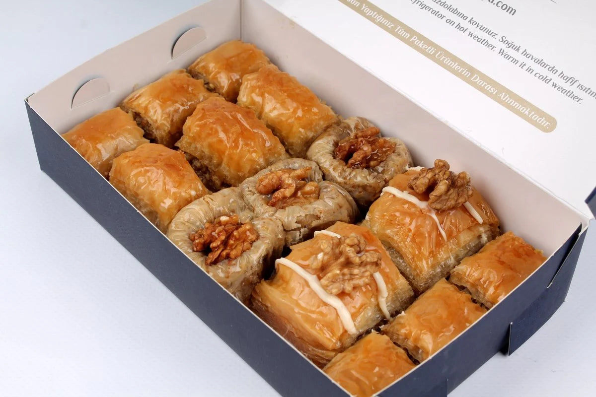 Koskeroglu  Assorted Baklava with Walnut